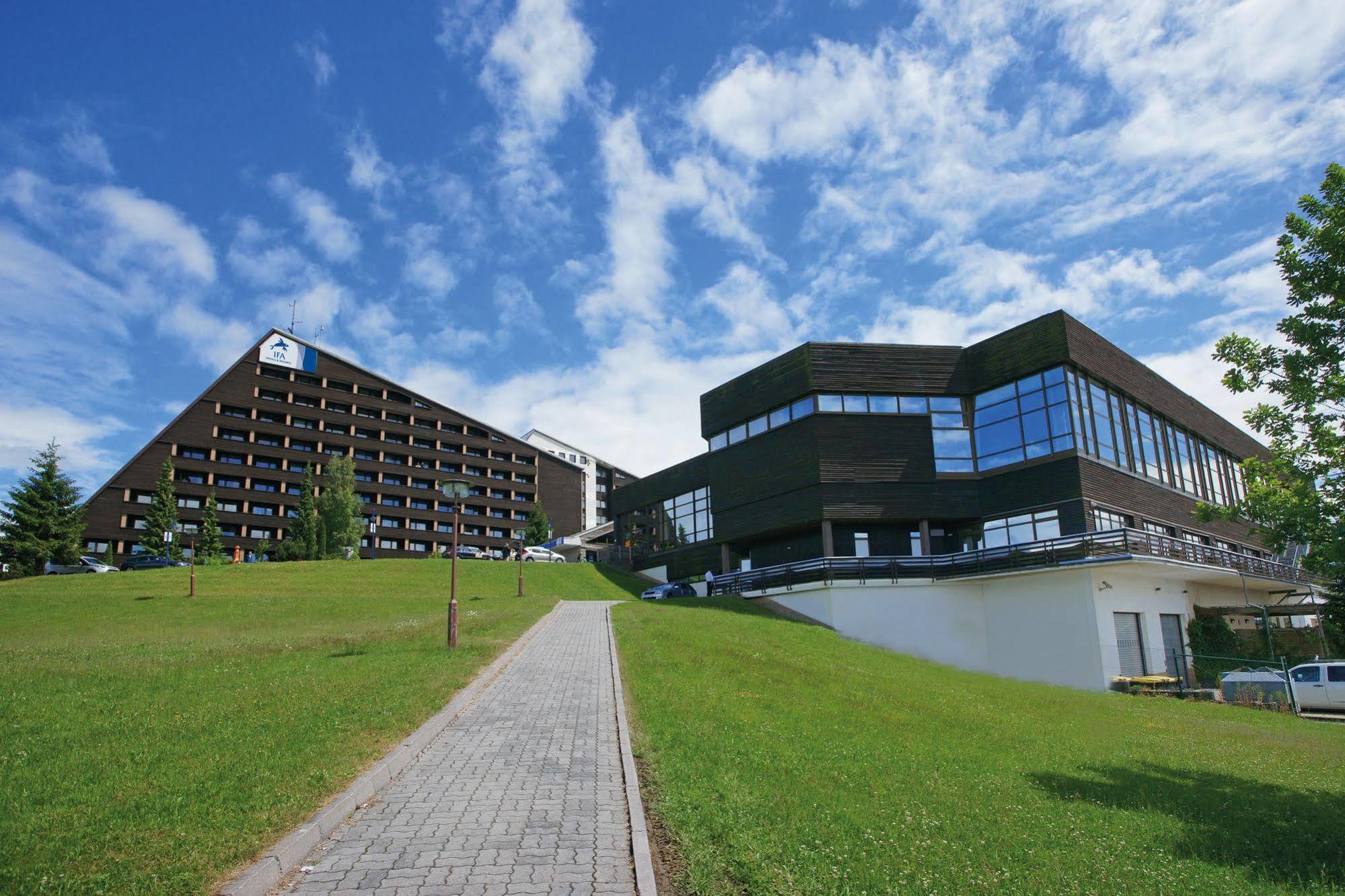 Ifa Schoeneck Hotel & Ferienpark Eksteriør bilde